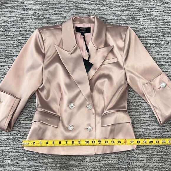 NWT Dundas X Revolve Marion Blazer in Blush Medium - Picture 12 of 16